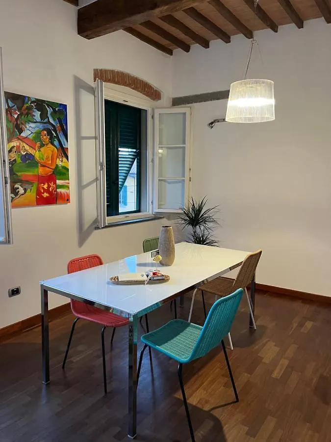 Under The Tower Apartment Pisa